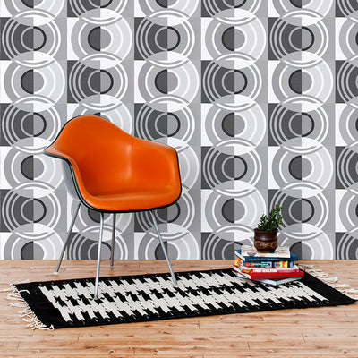 Gidget Wallpaper - Greyscale