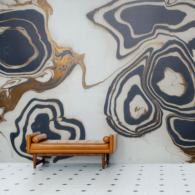 Kamakura Mural - Devote